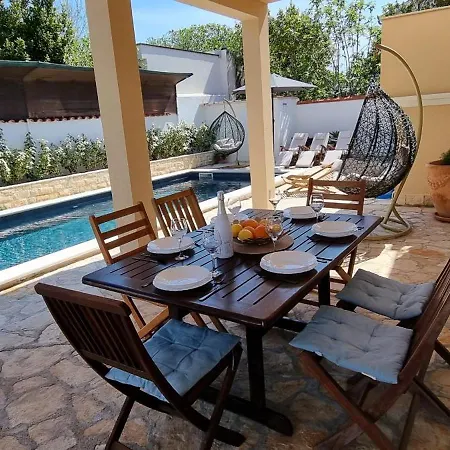 5237-1 Διαμέρισμα *